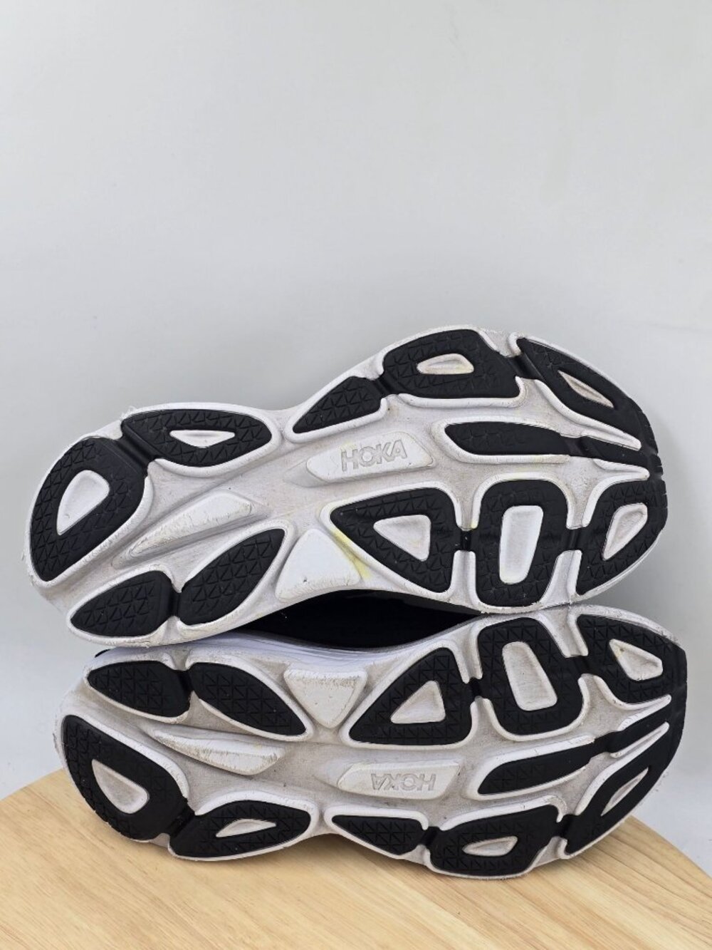 Hoka Bondi 8 Road Running Athletic Shoes Womens sz 7.5B - Picture 8 of 10
